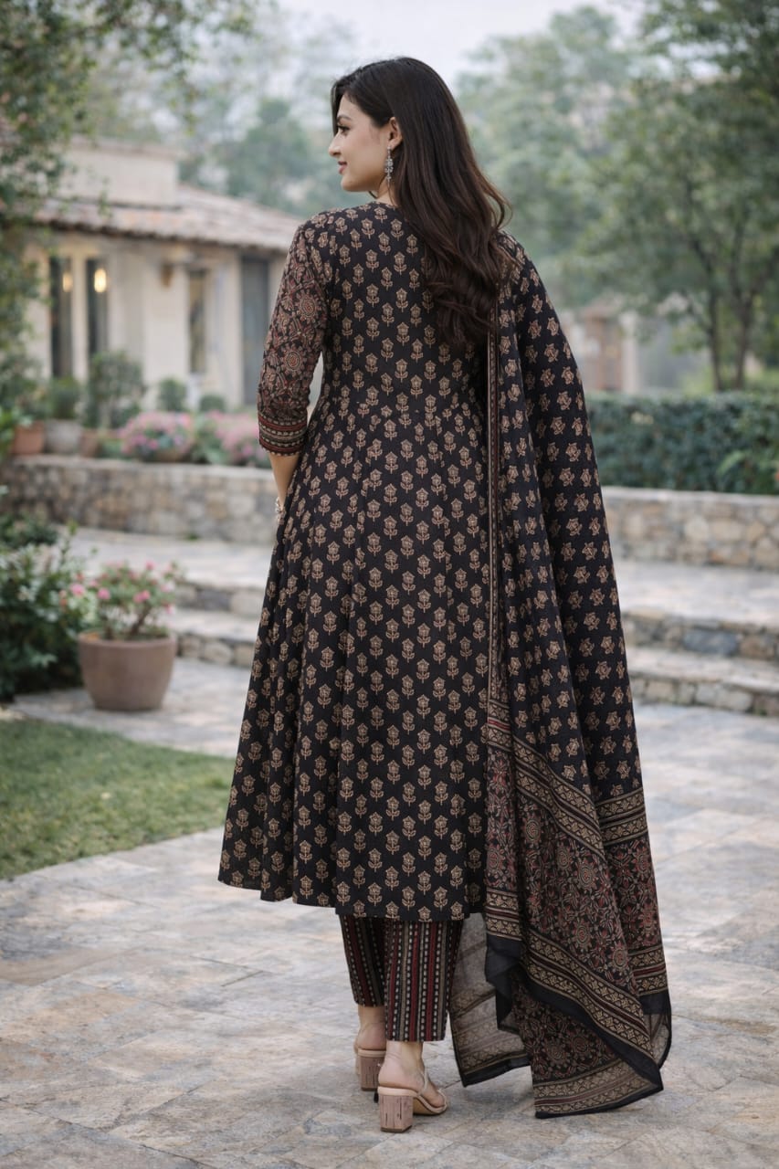 Urmi fashion Elegant Black Printed Anarkali Kurta Set with Designer Dupatta