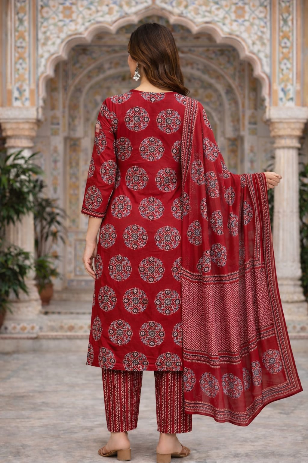 Urmi fashion Elegant Maroon Red Printed Kurta Set with Dupatta ❤️✨