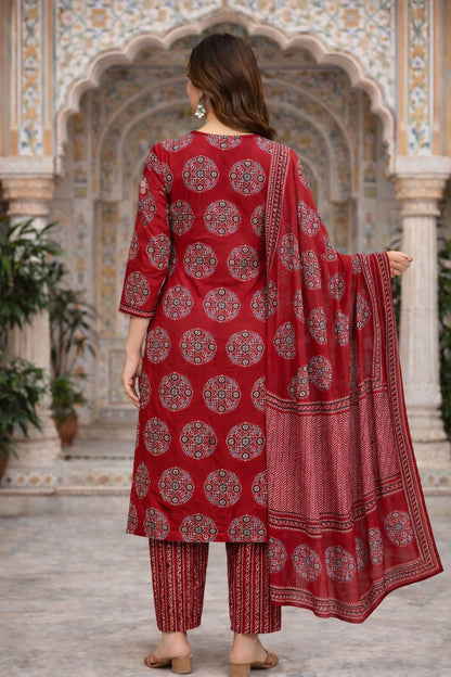 Urmi fashion Elegant Maroon Red Printed Kurta Set with Dupatta ❤️✨