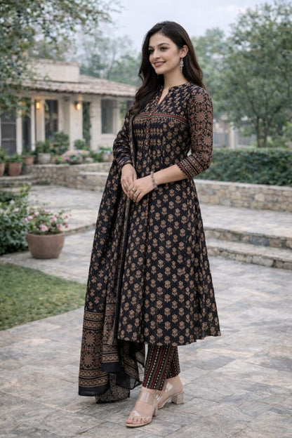 Urmi fashion Elegant Black Printed Anarkali Kurta Set with Designer Dupatta