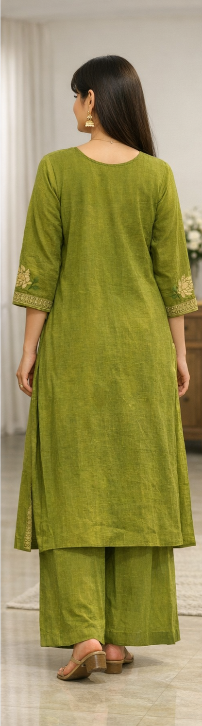 Urmi fashion Elegant Olive Green Embroidered Kurta Set with Dupatta