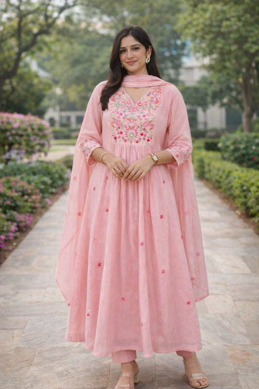 Urmi fashion 💖 Graceful Blush Pink Embroidered Anarkali Kurta Set with Dupatta