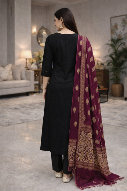 Urmi fashion Elegant Black Embroidered Kurti Set with Premium Maroon Dupatta